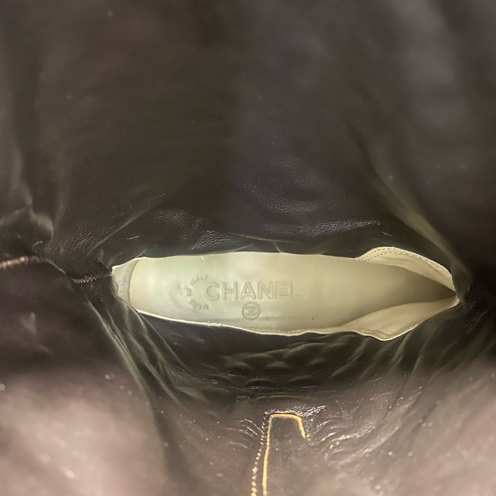 Chanel Engineer Boots with serial number - Picture 5 of 10